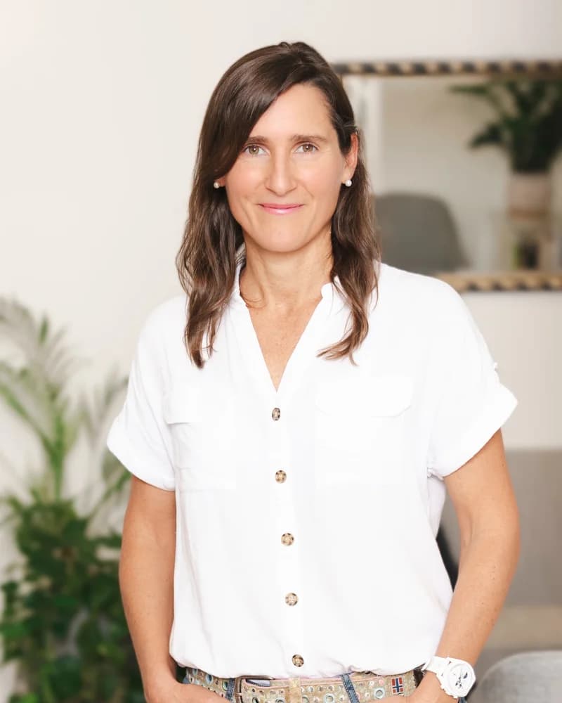 Dr Corinne Dauve
