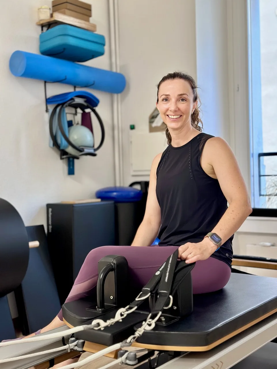 Fiorenza Toffolon sur le reformer au studio Essential Pilates, Genève